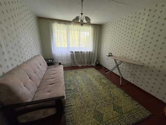 Продам двухкомнатную (2-комн.) квартиру, Шевченко ул, 24, Ханты-Мансийск г