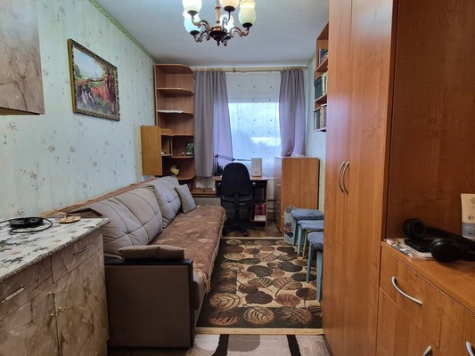 Продам комнату в 13-комн. квартире, Горняков пр-кт, 2кА, Костомукша г