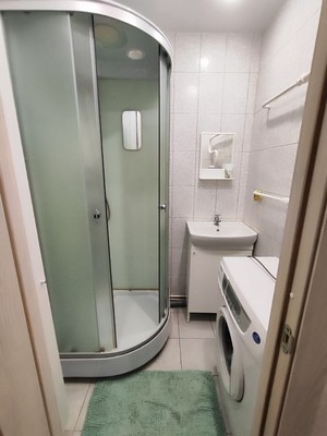 Сдам трехкомнатную (3-комн.) квартиру, Буренина ул, 1к1, Санкт-Петербург г