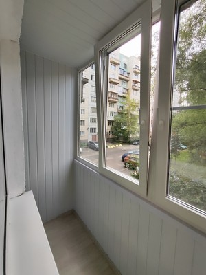 Сдам трехкомнатную (3-комн.) квартиру, Буренина ул, 1к1, Санкт-Петербург г