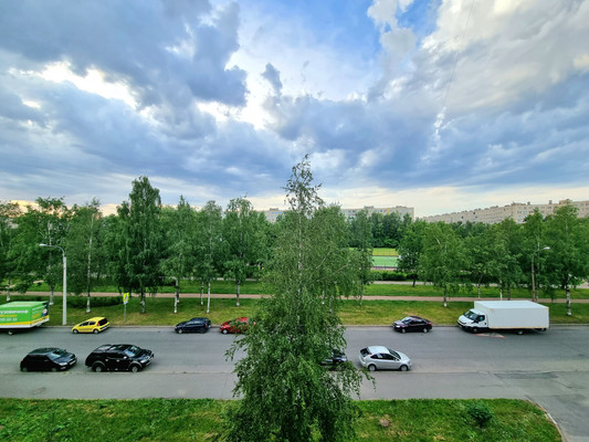 Сдам однокомнатную (1-комн.) квартиру, Металлургов ул, 15, Колпино г