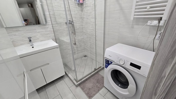 Продам двухкомнатную (2-комн.) квартиру, Крылова ул, 13к2, Анапа г
