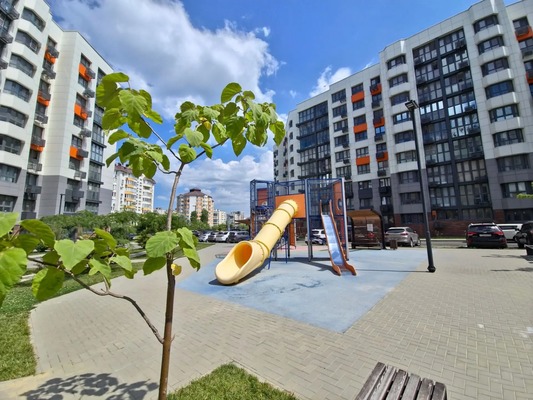 Продам двухкомнатную (2-комн.) квартиру, Крылова ул, 13к2, Анапа г
