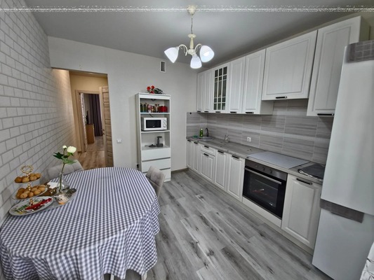 Продам двухкомнатную (2-комн.) квартиру, Крылова ул, 13к2, Анапа г