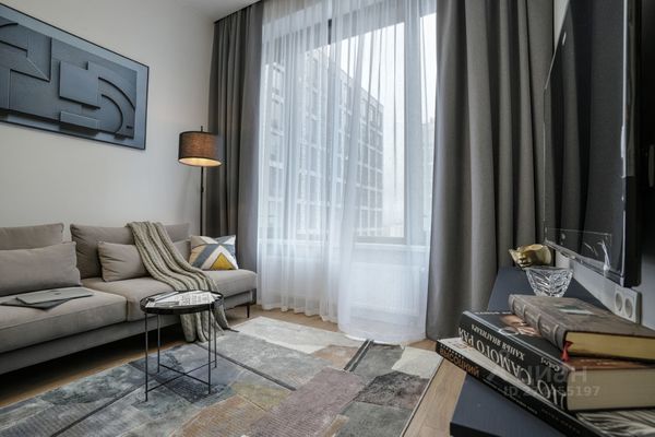 Продам трехкомнатную (3-комн.) квартиру, Новоданиловская наб, 8к1, Москва г