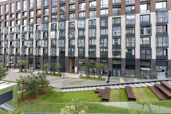 Продам трехкомнатную (3-комн.) квартиру, Янковского ул, 1к2, Москва г