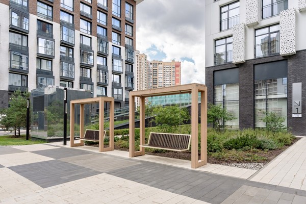 Продам трехкомнатную (3-комн.) квартиру, Янковского ул, 1к2, Москва г