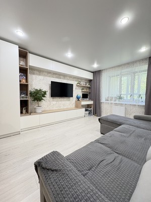 Продам трехкомнатную (3-комн.) квартиру, Лесная ул, 20, Руэм п