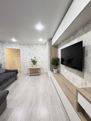 Продам трехкомнатную (3-комн.) квартиру, Лесная ул, 20, Руэм п