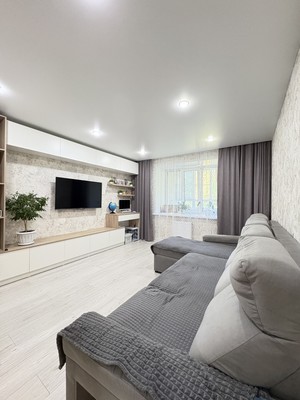Продам трехкомнатную (3-комн.) квартиру, Лесная ул, 20, Руэм п