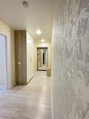 Продам трехкомнатную (3-комн.) квартиру, Лесная ул, 20, Руэм п