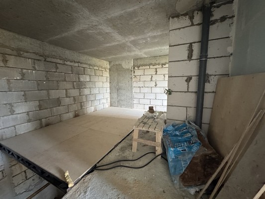 Продам трехкомнатную (3-комн.) квартиру, Дмитровская ул, 6А, Базарово д