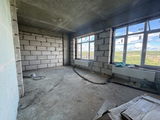 Продам трехкомнатную (3-комн.) квартиру, Дмитровская ул, 6А, Базарово д