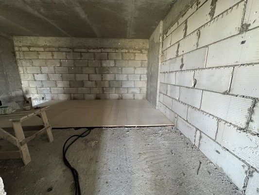 Продам трехкомнатную (3-комн.) квартиру, Дмитровская ул, 6А, Базарово д