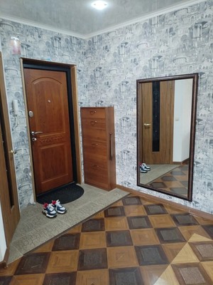 Сдам трехкомнатную (3-комн.) квартиру, Болотова ул, 12к4, Алексин г