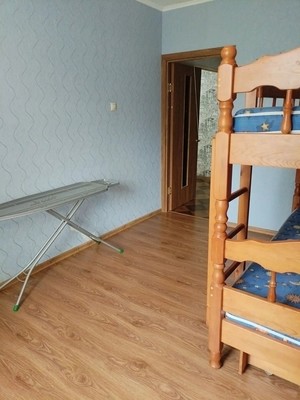 Сдам трехкомнатную (3-комн.) квартиру, Болотова ул, 12к4, Алексин г