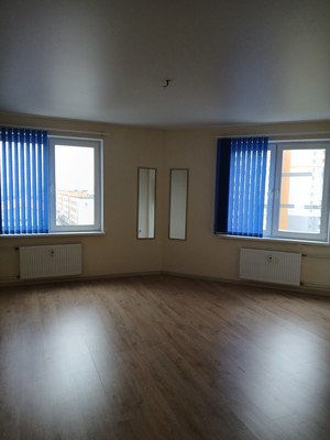 Продам однокомнатную (1-комн.) квартиру, Тихоокеанская ул, 18к2, Парголово п