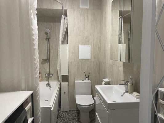 Продам двухкомнатную (2-комн.) квартиру, Елены Сагандуковой ул, 10к2, Ханты-Мансийск г