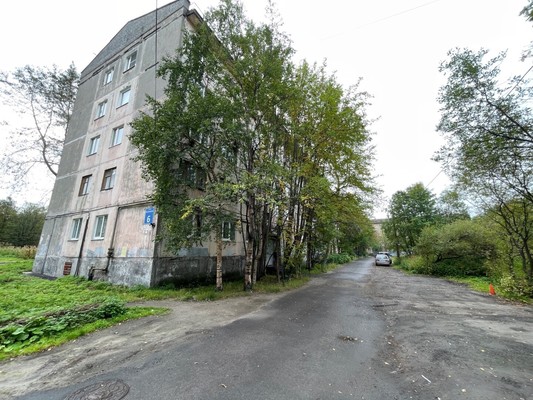 Продам двухкомнатную (2-комн.) квартиру, Инженерная ул, 6, Мурманск г