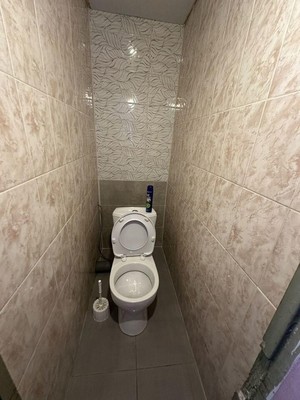 Сдам комнату в 6-комн. квартире, Заводской пр-кт, 36, Колпино г