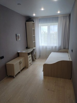 Продам двухкомнатную (2-комн.) квартиру, Героев Алексинцев ул, 6, Алексин г
