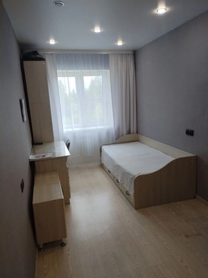 Продам двухкомнатную (2-комн.) квартиру, Героев Алексинцев ул, 6, Алексин г