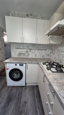 Продам трехкомнатную (3-комн.) квартиру, Тихорецкий пр-кт, 9к10, Санкт-Петербург г