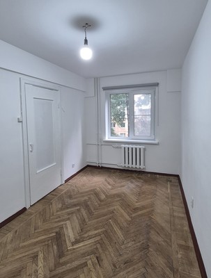 Продам трехкомнатную (3-комн.) квартиру, Тихорецкий пр-кт, 9к10, Санкт-Петербург г