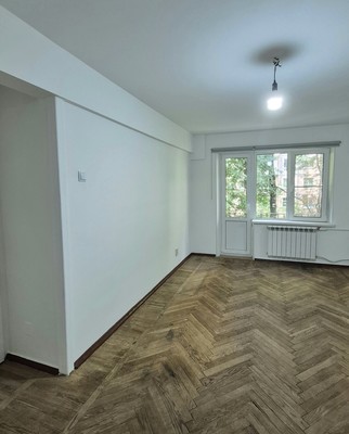 Продам трехкомнатную (3-комн.) квартиру, Тихорецкий пр-кт, 9к10, Санкт-Петербург г