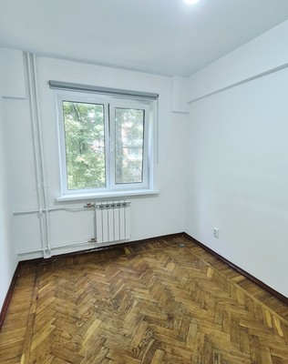 Продам трехкомнатную (3-комн.) квартиру, Тихорецкий пр-кт, 9к10, Санкт-Петербург г