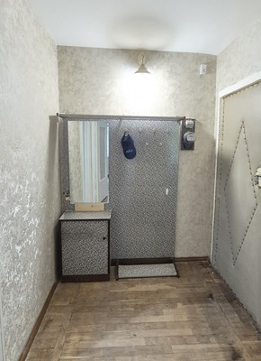 Продам трехкомнатную (3-комн.) квартиру, Тихорецкий пр-кт, 9к10, Санкт-Петербург г