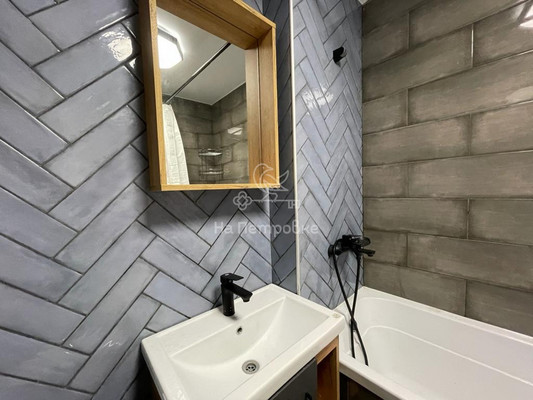 Продам трехкомнатную (3-комн.) квартиру, Автозаводская ул, 23с753, Москва г