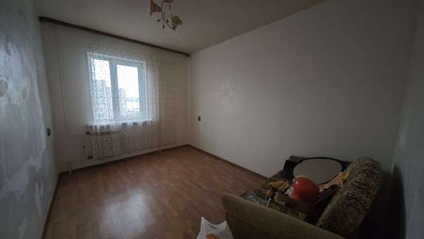 Продам трехкомнатную (3-комн.) квартиру, Вице-адмирала Падорина ул, 17, Североморск г