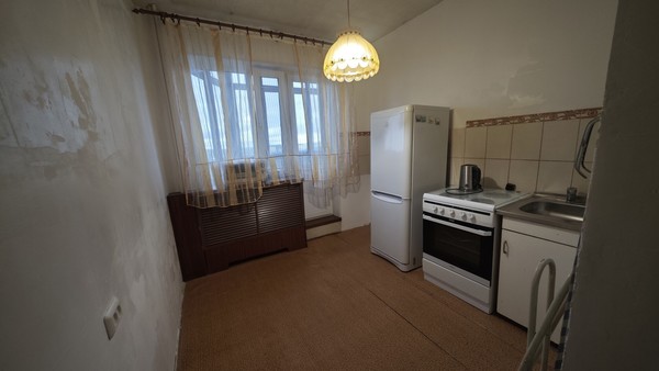Продам трехкомнатную (3-комн.) квартиру, Вице-адмирала Падорина ул, 17, Североморск г