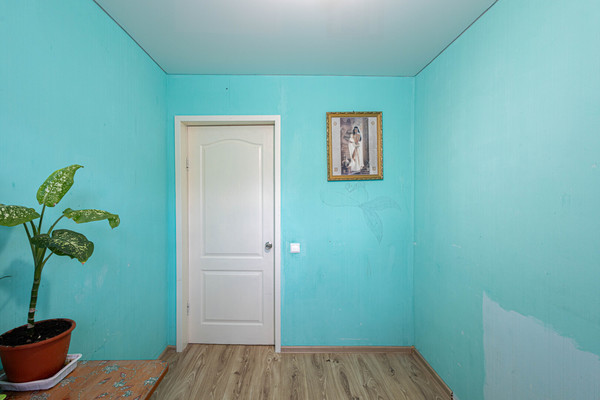 Продам двухкомнатную (2-комн.) квартиру, Красногвардейская ул, 36, Ханты-Мансийск г