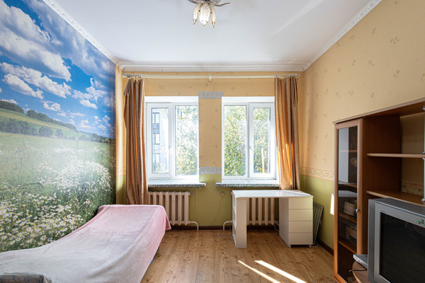 Продам трехкомнатную (3-комн.) квартиру, Сирина ул, 53, Ханты-Мансийск г