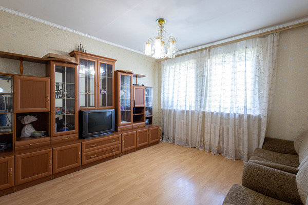 Продам трехкомнатную (3-комн.) квартиру, Сирина ул, 53, Ханты-Мансийск г