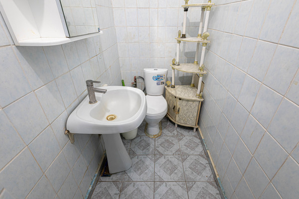 Продам трехкомнатную (3-комн.) квартиру, Сирина ул, 53, Ханты-Мансийск г