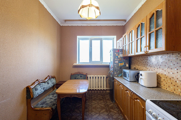 Продам трехкомнатную (3-комн.) квартиру, Сирина ул, 53, Ханты-Мансийск г