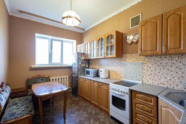 Продам трехкомнатную (3-комн.) квартиру, Сирина ул, 53, Ханты-Мансийск г