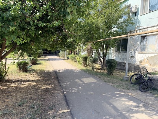 Продам двухкомнатную (2-комн.) квартиру, Центральная ул, 6, Полтавка с