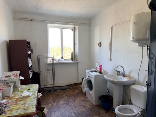 Продам двухкомнатную (2-комн.) квартиру, Центральная ул, 6, Полтавка с