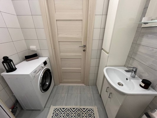 Продам однокомнатную (1-комн.) квартиру, Ручьевский пр-кт, 9, Мурино п