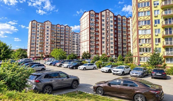 Продам однокомнатную (1-комн.) квартиру, Балаклавская ул, 135, Симферополь г