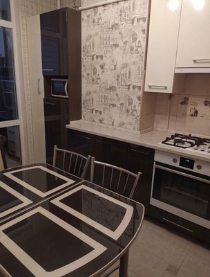 Продам однокомнатную (1-комн.) квартиру, Балаклавская ул, 135, Симферополь г