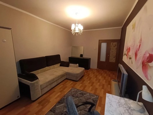 Продам многокомнатную квартиру, Изюмская ул, 47к5, Москва г