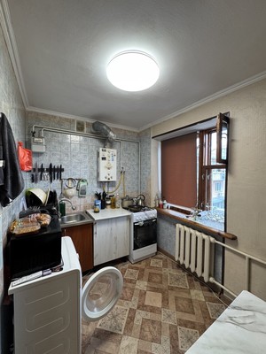Продам двухкомнатную (2-комн.) квартиру, Киевская ул, 140, Симферополь г