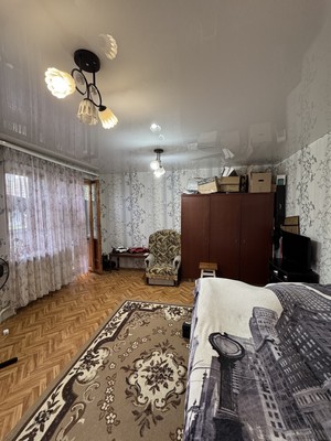 Продам двухкомнатную (2-комн.) квартиру, Киевская ул, 140, Симферополь г