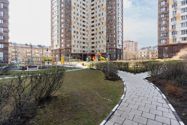 Продам двухкомнатную (2-комн.) квартиру, Первомайская ул, 42к3, Москва г