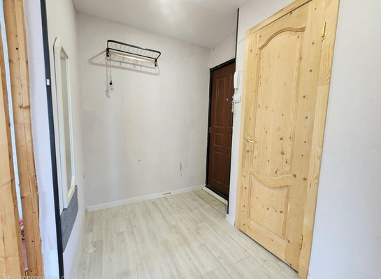 Продам однокомнатную (1-комн.) квартиру, Энергетиков пр-кт, 4, Новомичуринск г